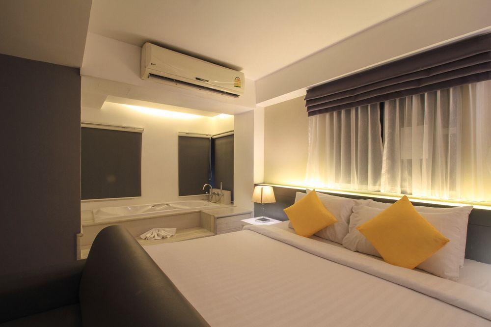 Myhotel Cmyk@Ratchada Bangkok Exteriér fotografie