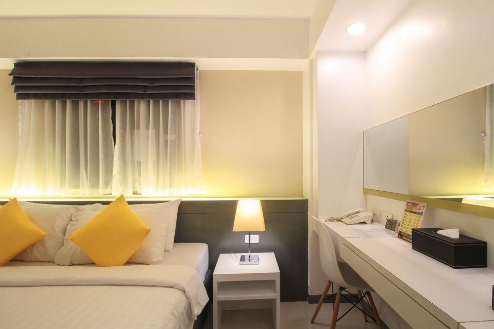 Myhotel Cmyk@Ratchada Bangkok Exteriér fotografie