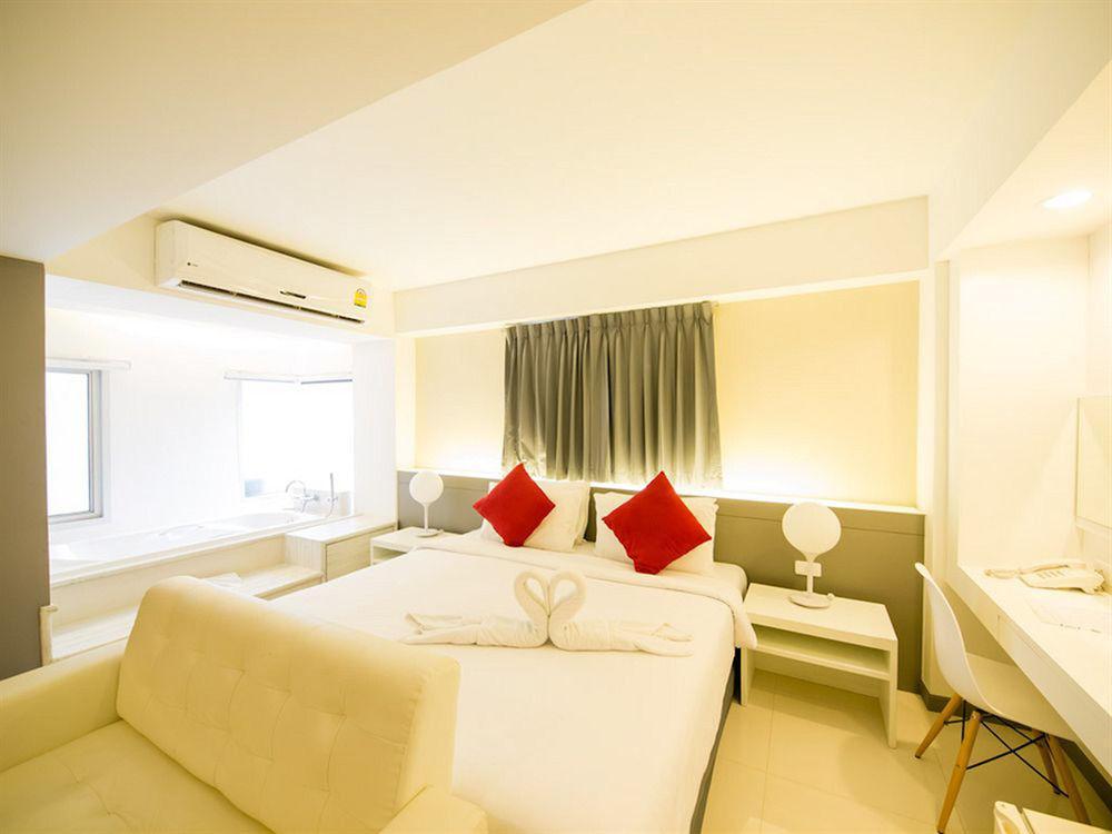 Myhotel Cmyk@Ratchada Bangkok Exteriér fotografie